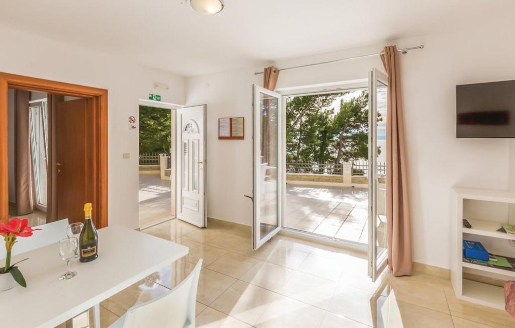 Apartments - Villa Sabrina Brela Esterno foto