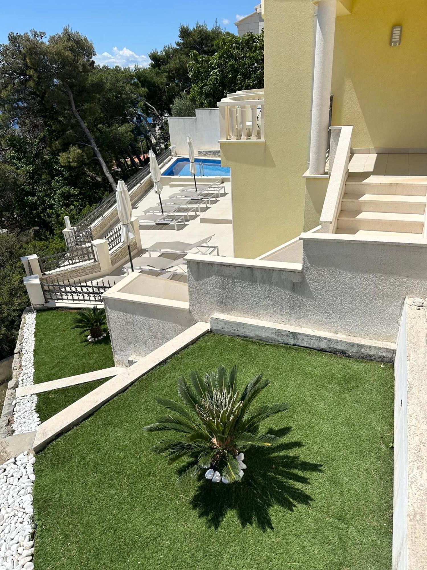 Apartments - Villa Sabrina Brela Esterno foto